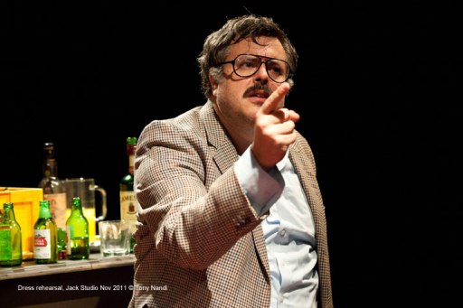 Rob Crouch as Oliver Reed